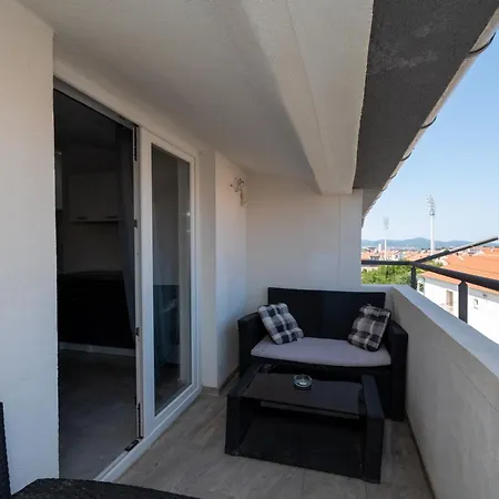 Apartament With Parking Space - 19830 *