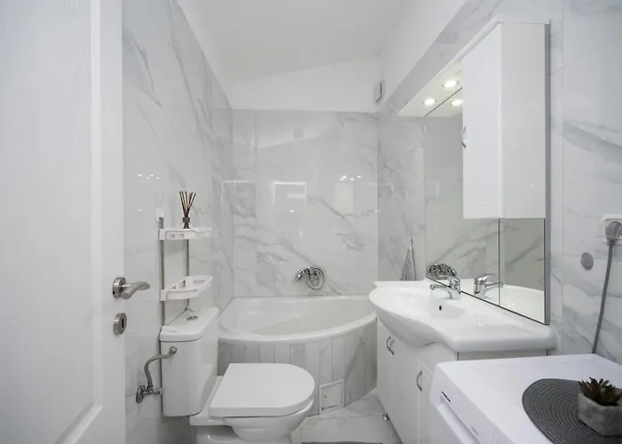 With Parking Space - 19830 Apartment *